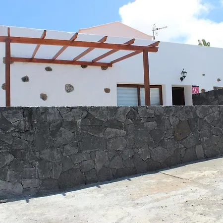 Сasa de vacaciones Casa Antonio-tinajo Tinajo
